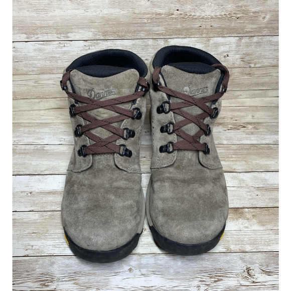 Danner Boots Womens 8 Grey Vibram Sole Danner Dry Mega Grip Hiking Camping - Picture 2 of 14